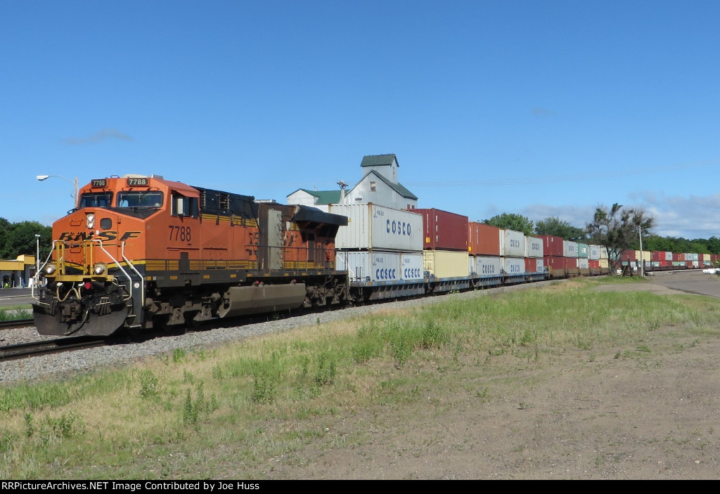 BNSF 7788 East